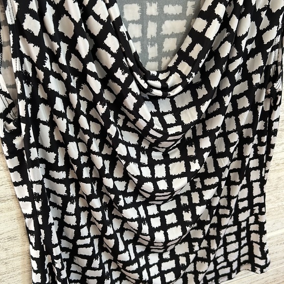 Jennie & Marlis Cowl Blouse | SIZE L - Picture 4 of 4